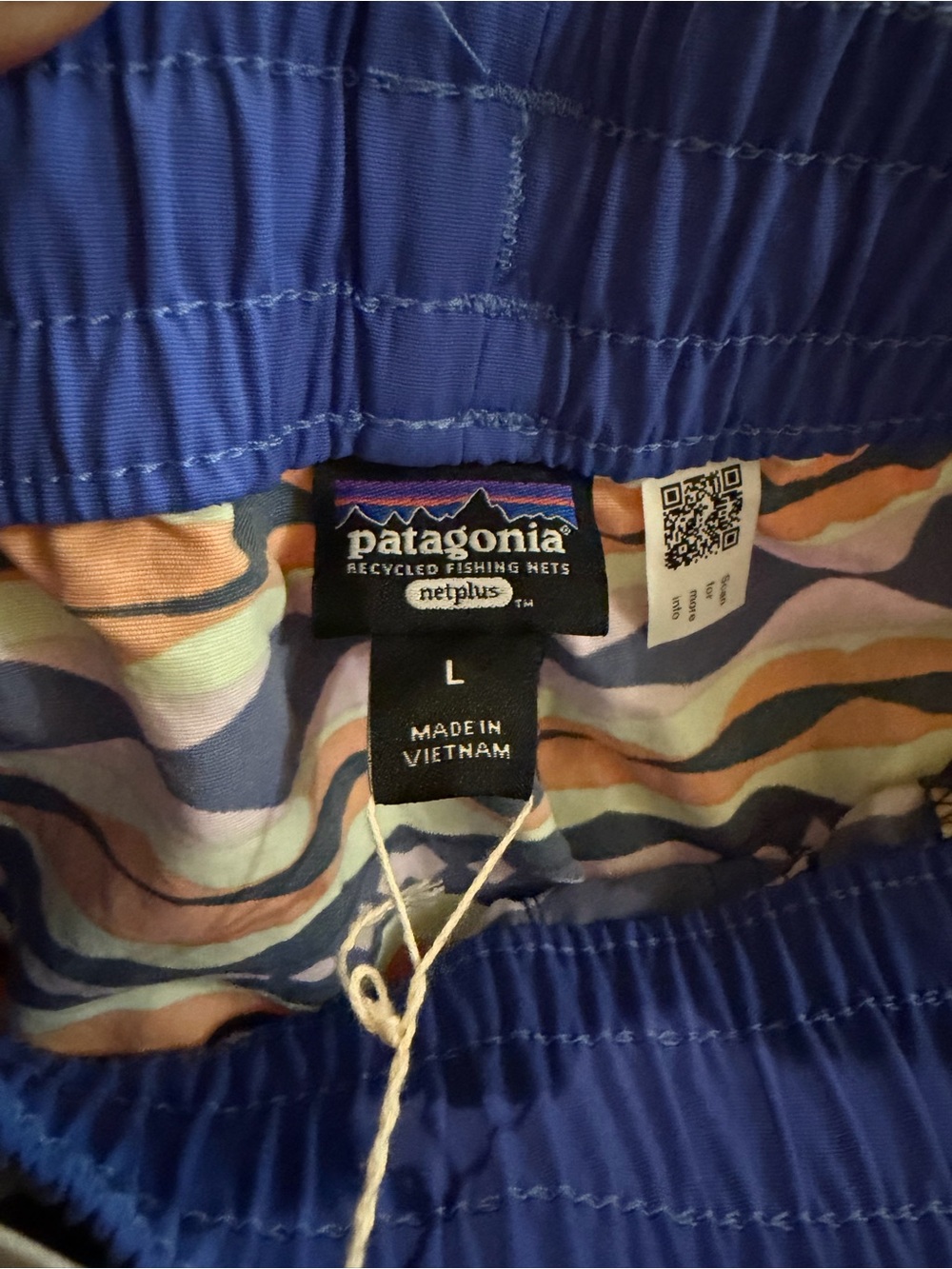 Patagonia Costa Rica Baggies NWT - Picture 4 of 4